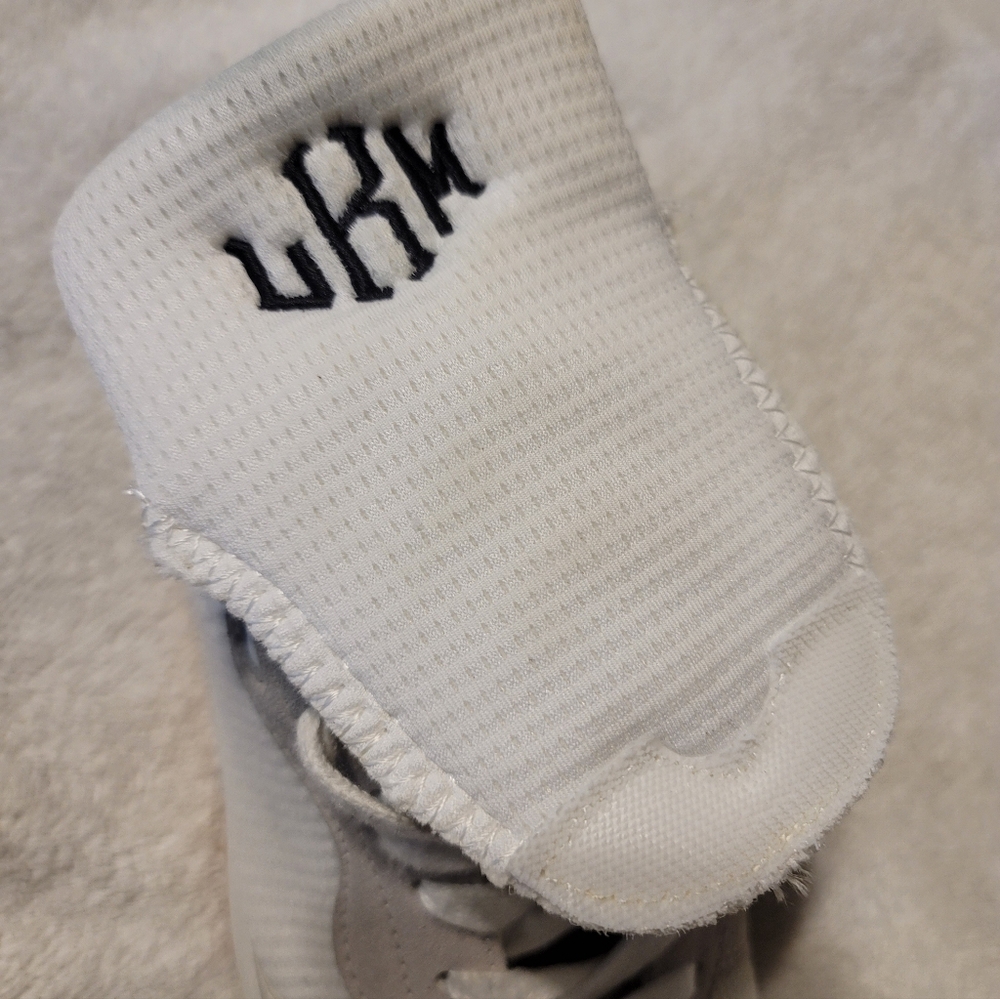 Marleylilly Monogrammed Neutral Classic. Wmns 8. - Picture 14 of 15